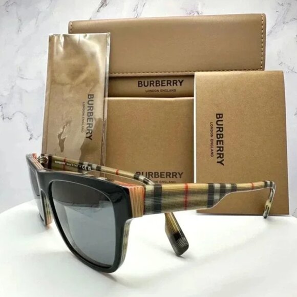 Burberry Sunglasses Black Square Classic Check Arms Brown Red White Authentic - Picture 1 of 9